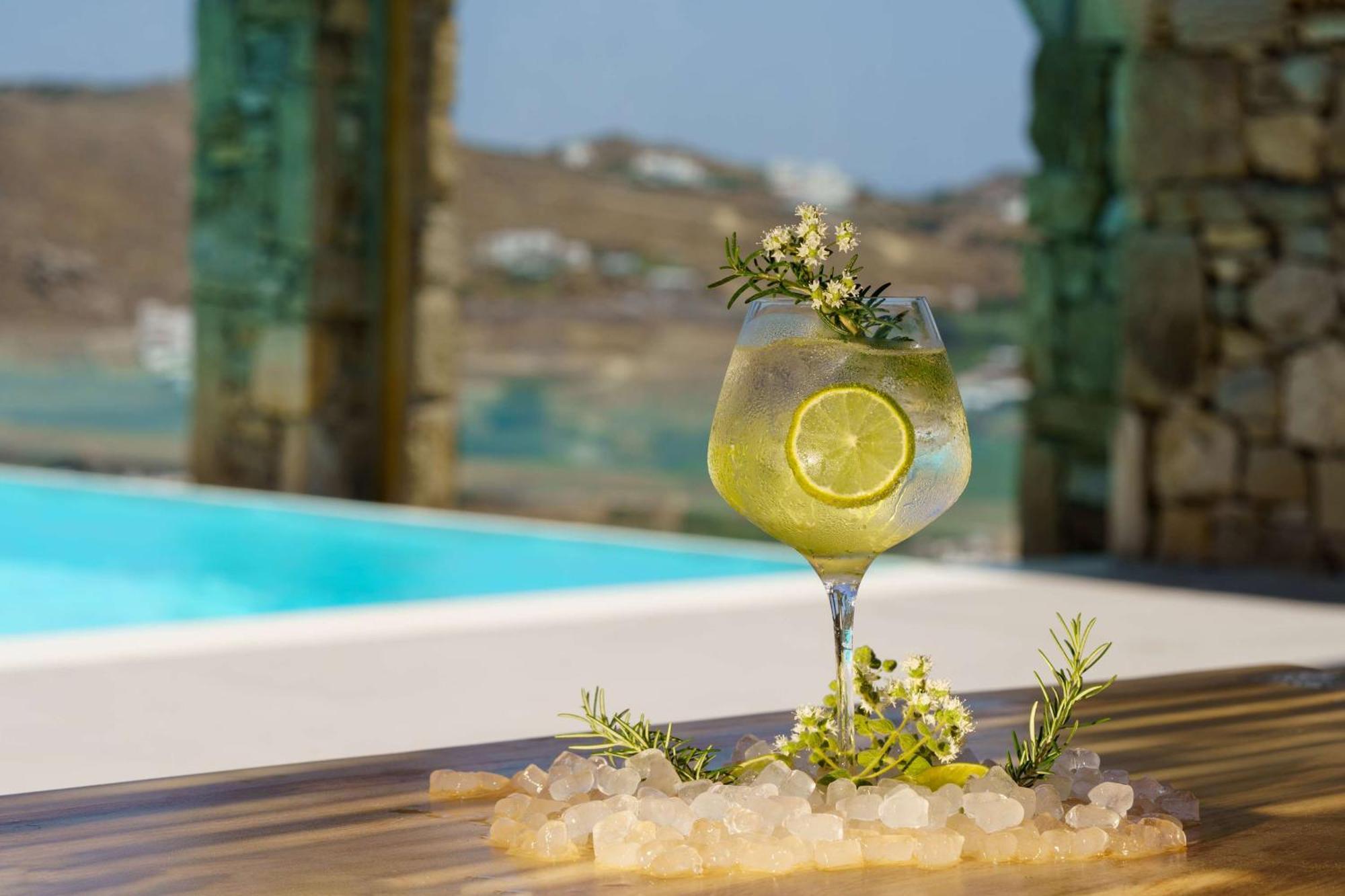 Radisson Blu Euphoria Resort, Mykonos Kalo Livadi Exterior photo
